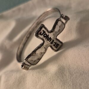 Silver Cross‎ Bracelet with John 3:16
